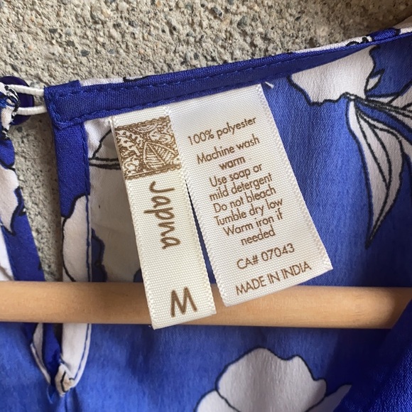 Japna Wrap Style Hawaiian print dress - Picture 6 of 14